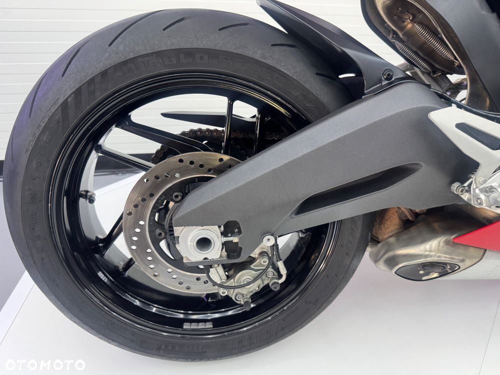 Ducati Panigale 899 - 18