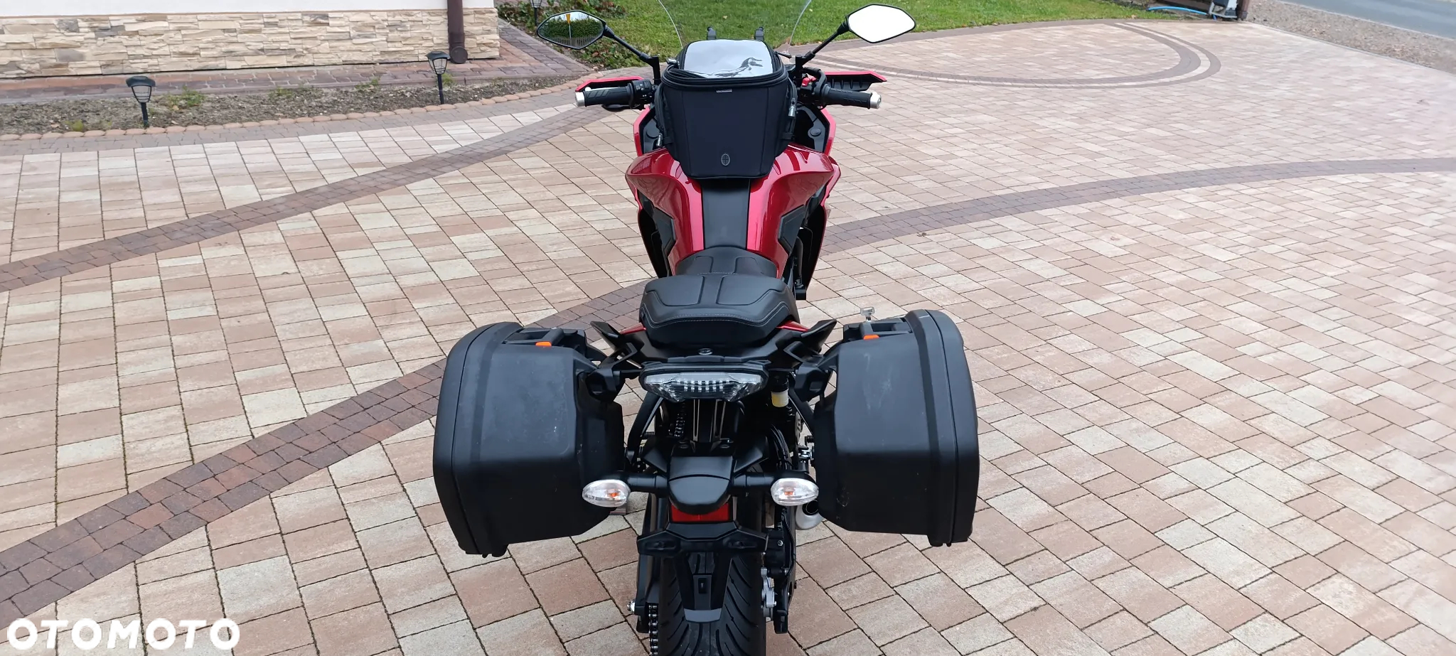 Yamaha MT - 7