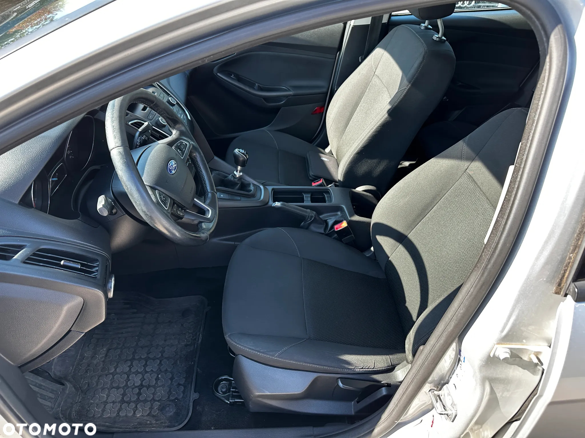 Ford Focus - 18