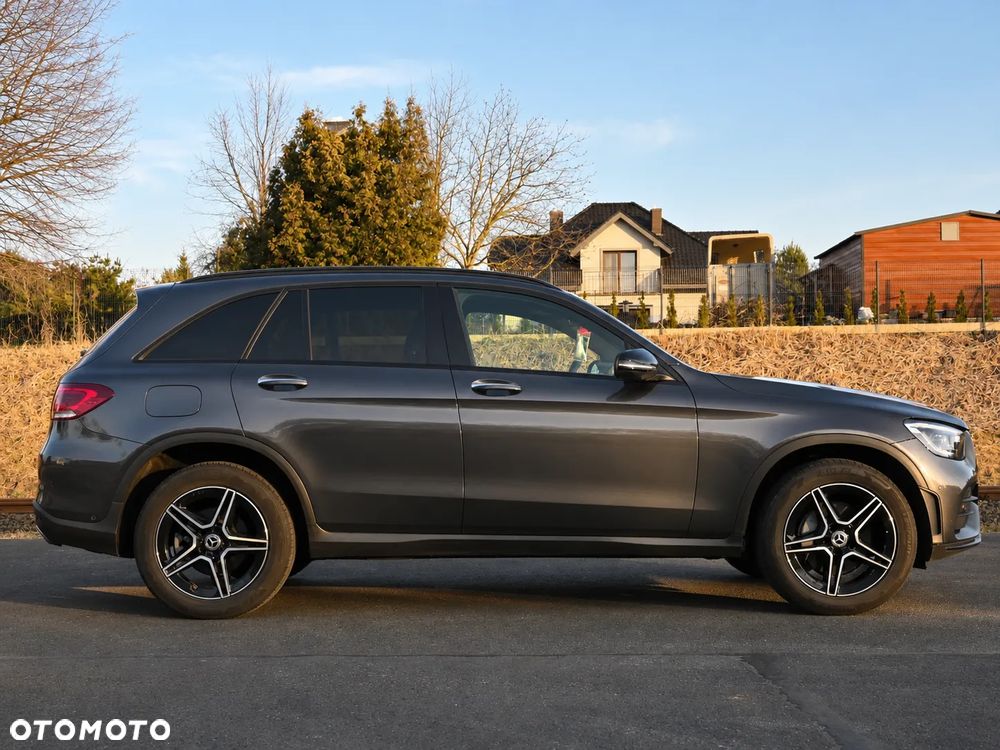 Mercedes-Benz GLC - 6