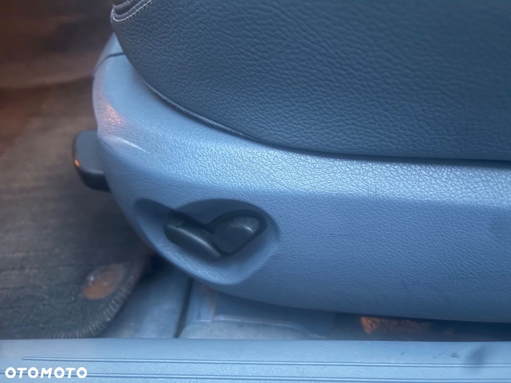 Mercedes-Benz Klasa E 220 CDI T Avantgarde - 19