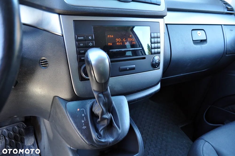 Mercedes-Benz Viano 2.8 CDI Ambiente (d³ugi) - 17