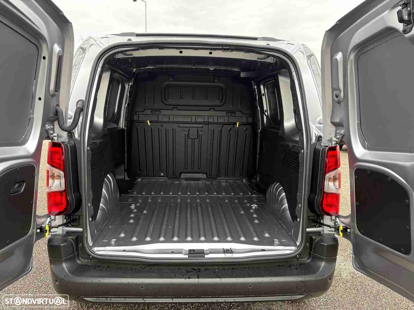 Peugeot e-Partner 50 kWh Standard - 4