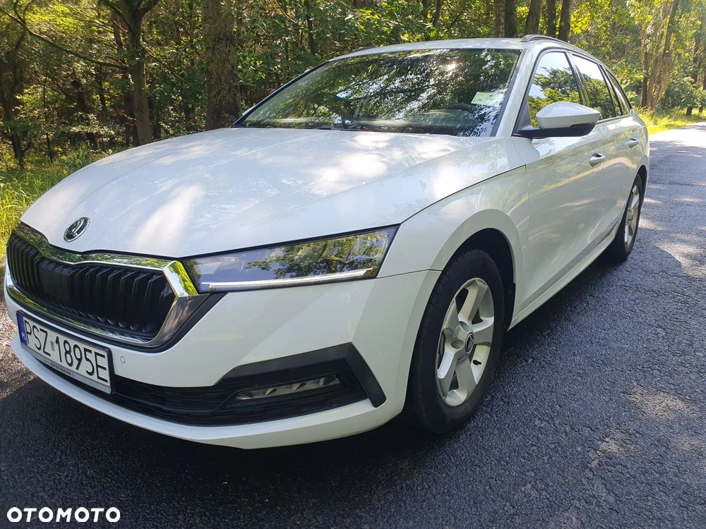 Skoda Octavia 2.0 TDI Ambition DSG - 1