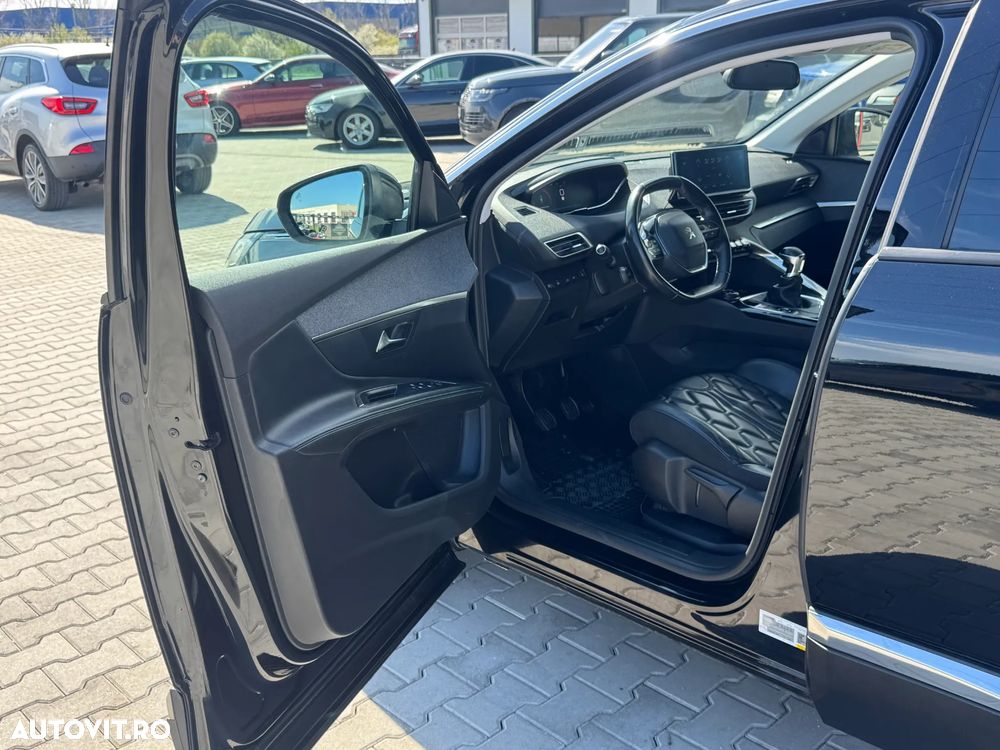 Peugeot 5008 BlueHDI 130 Allure Pack - 15