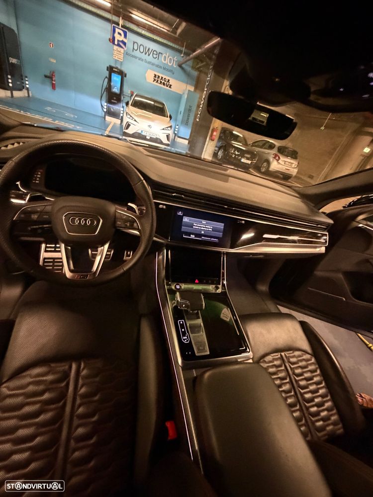 Audi RS Q8 4.0 TFSI quattro Tiptronic - 37