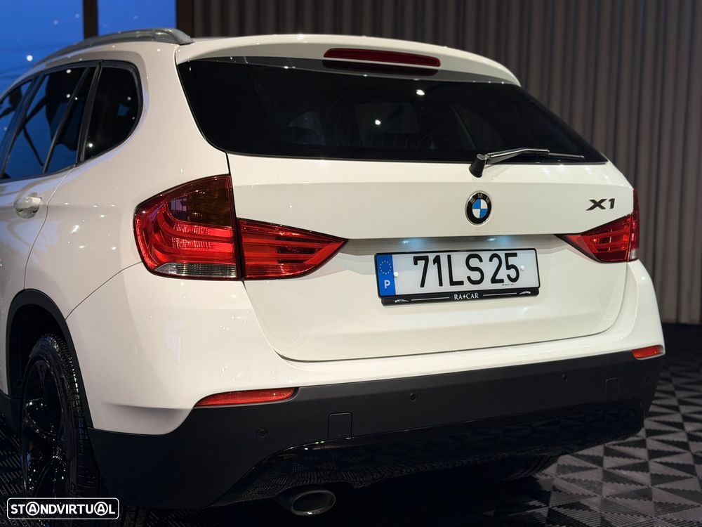 BMW X1 18 d sDrive Line Sport - 11