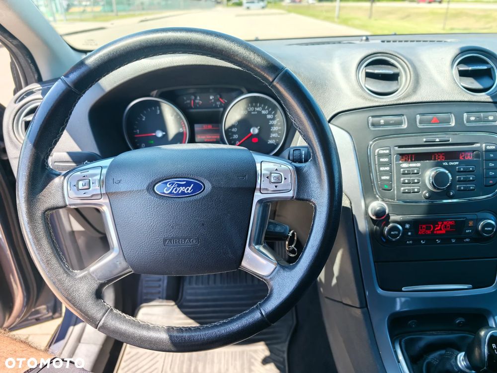Ford Mondeo 2.0 TDCi Trend - 9