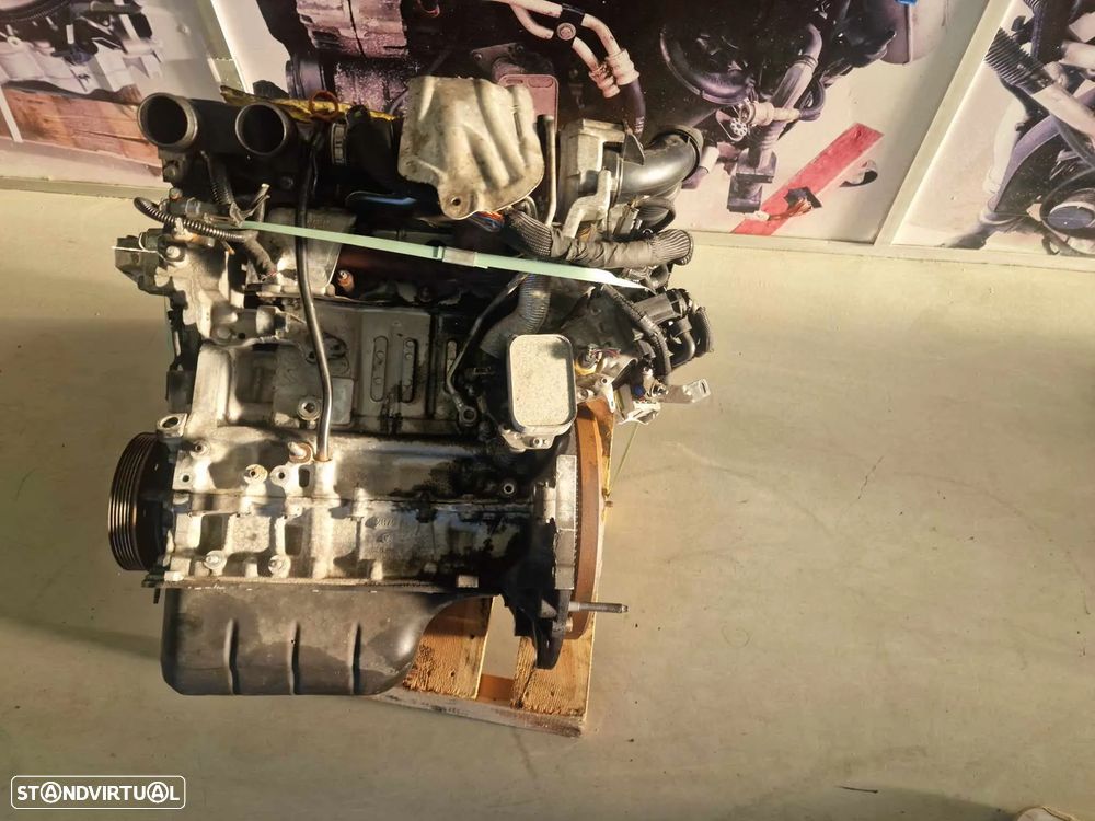 Motor Peugeot 208 1.6 HDI 2015, de 120cv, ref BH01 - 1