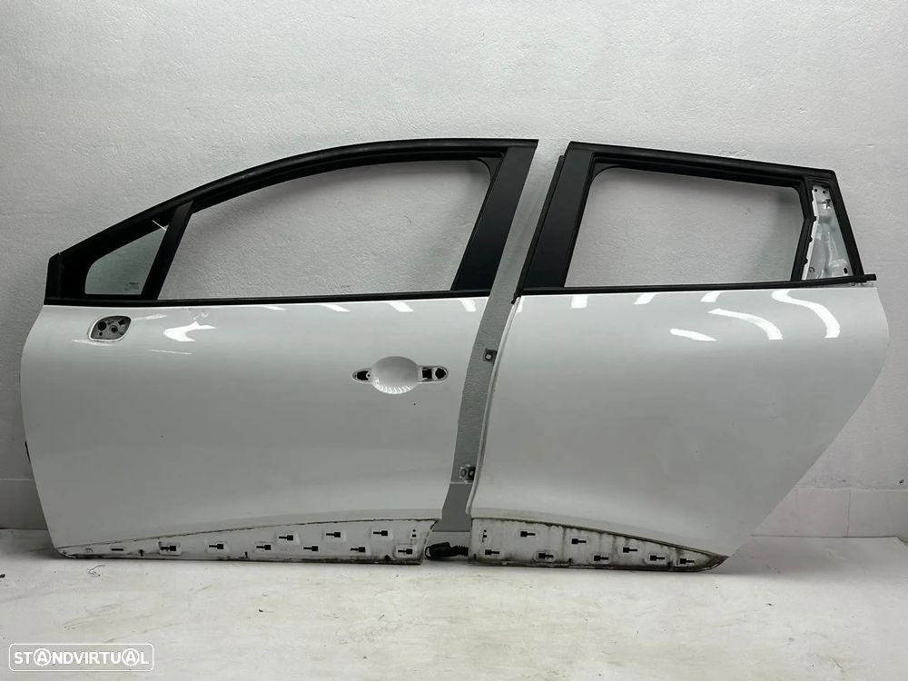 Porta Frente Esquerda / Trás Direita / Esquerda - Renault Clio IV (2016) - 1