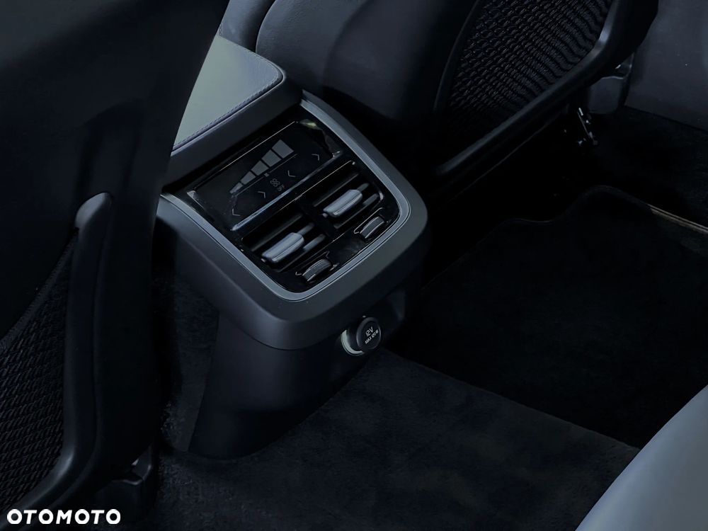 Volvo S90 - 14