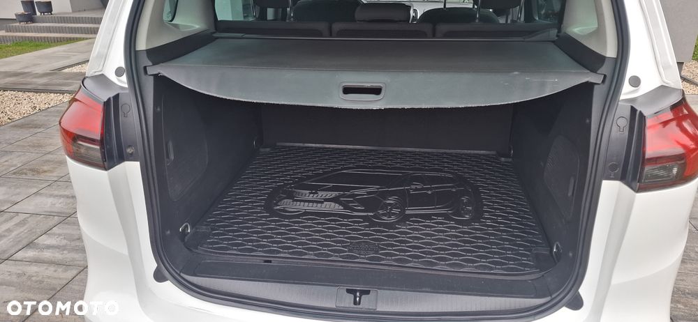 Opel Zafira - 4