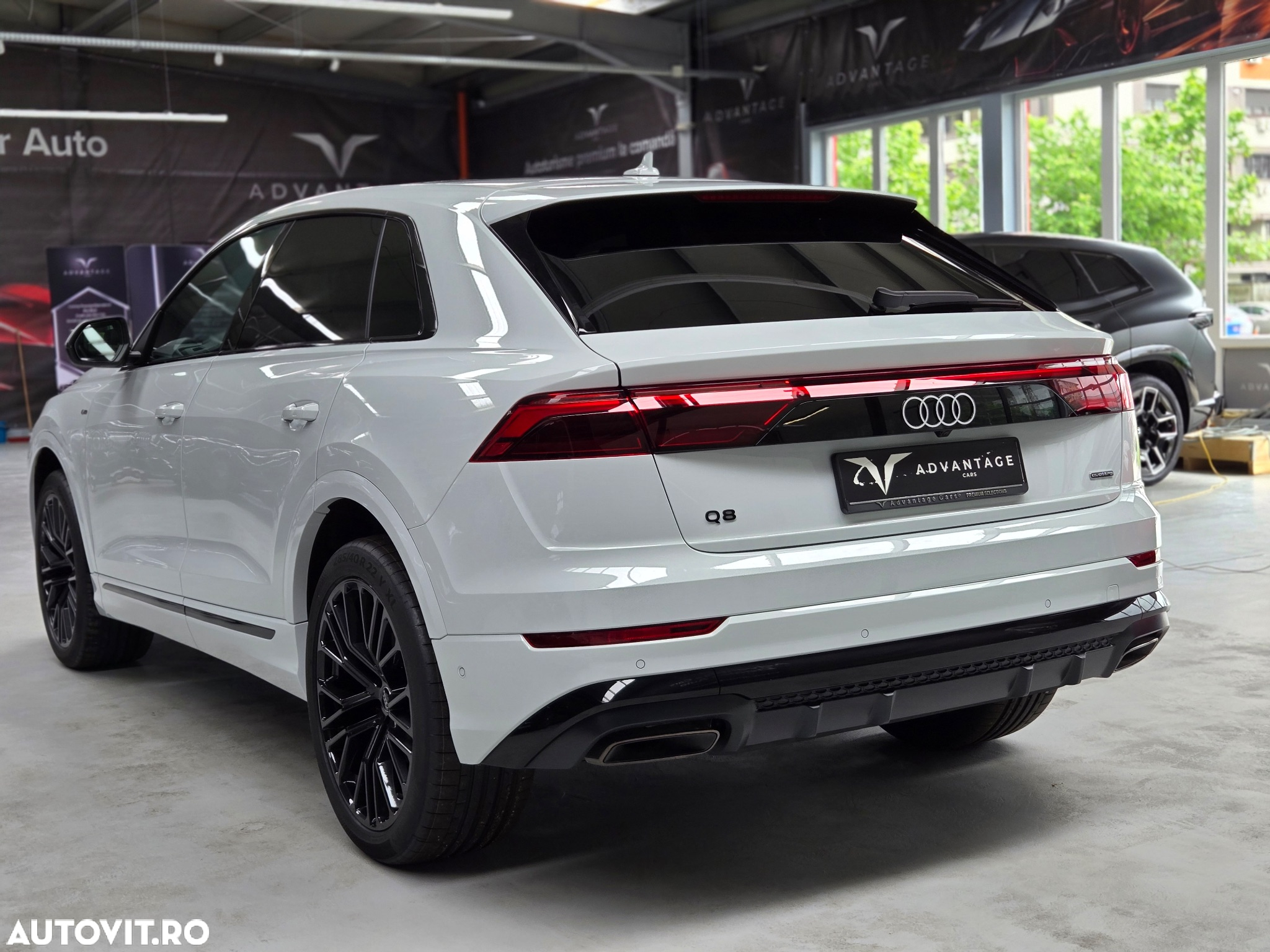 Audi Q8 55 TFSI quattro Tiptronic - 11