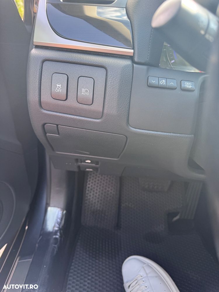 Lexus Seria GS - 19
