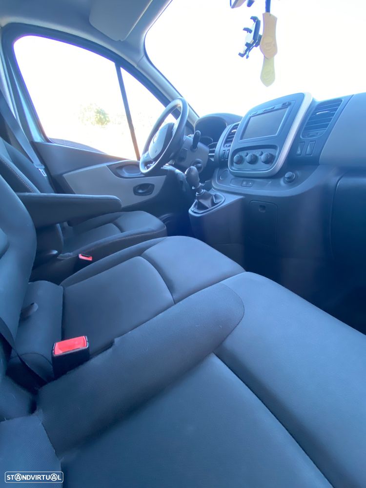 Renault Trafic - 6