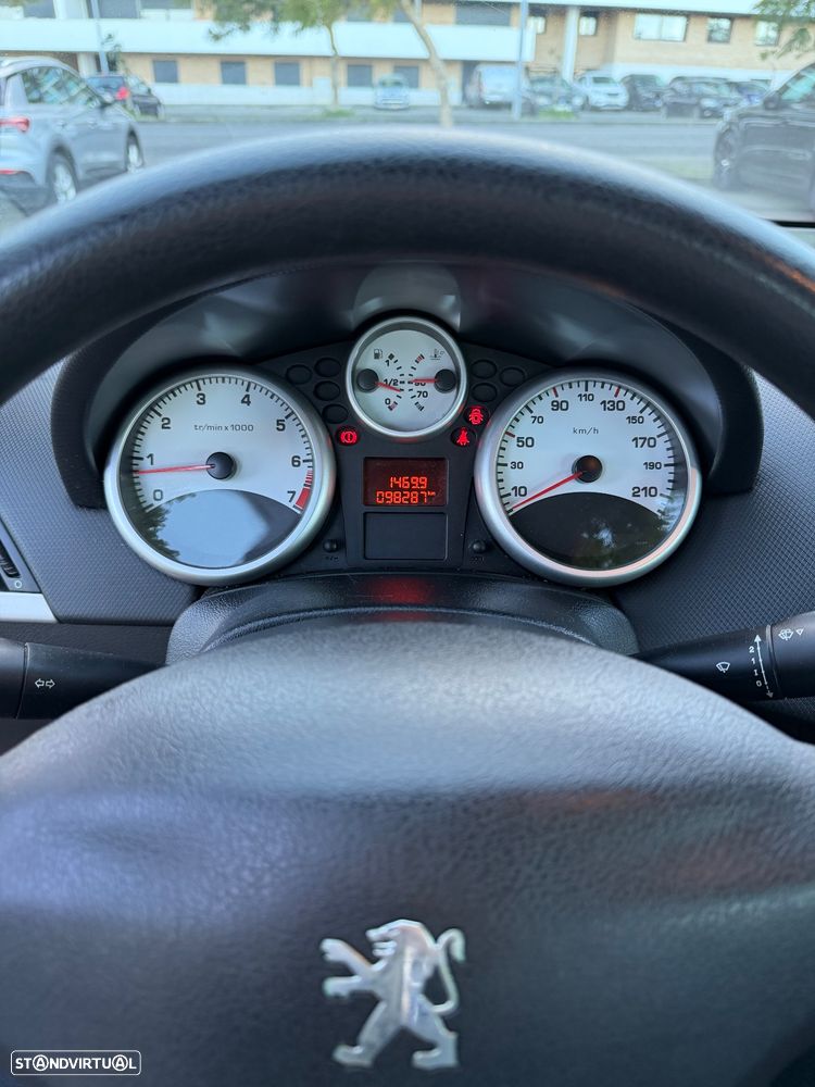 Peugeot 207 1.4 16V Trendy - 7
