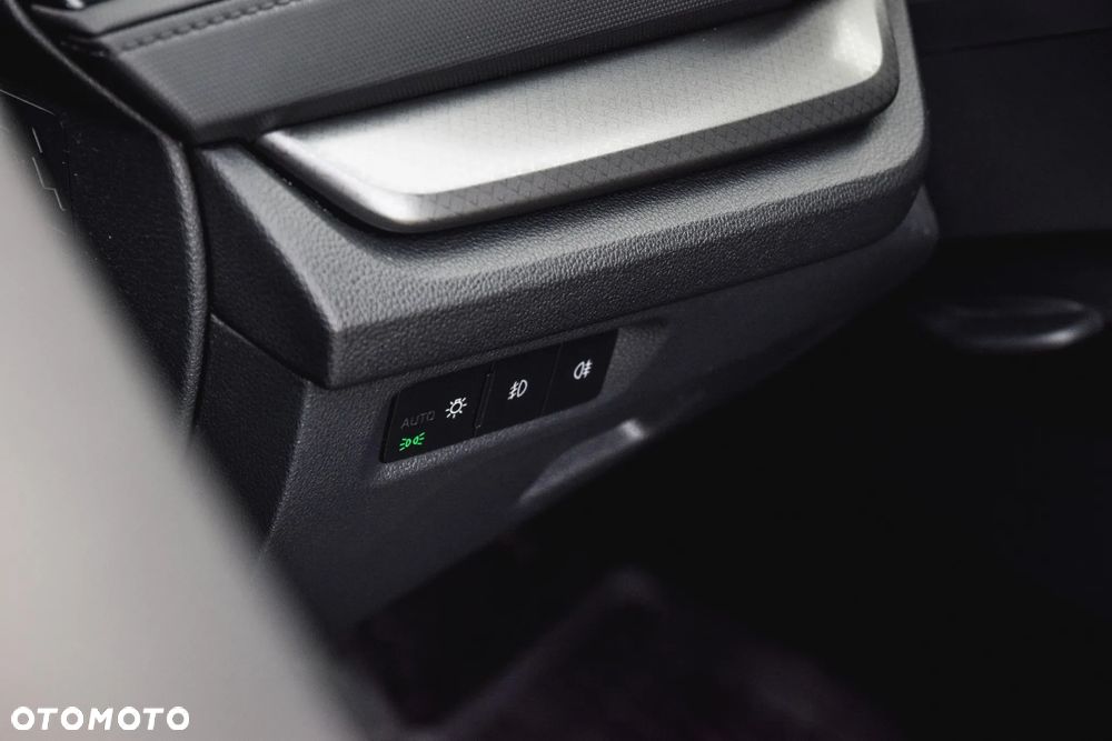 Skoda Octavia 1.5 TSI ACT Ambition - 38