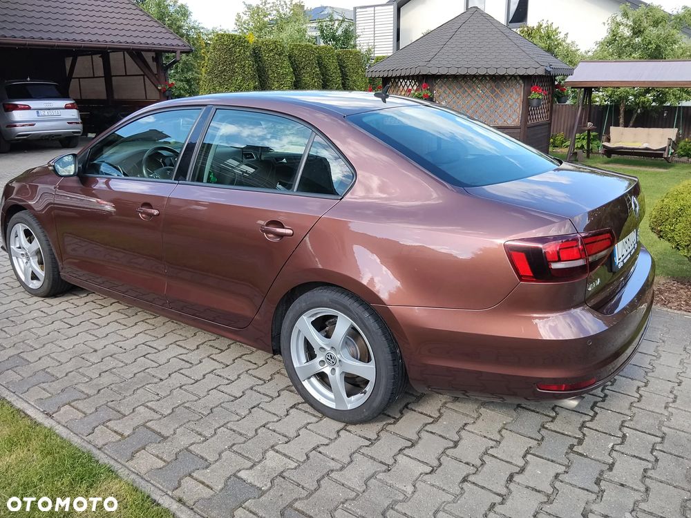 Volkswagen Jetta 1.2 TSI BlueMotion Technology - 3