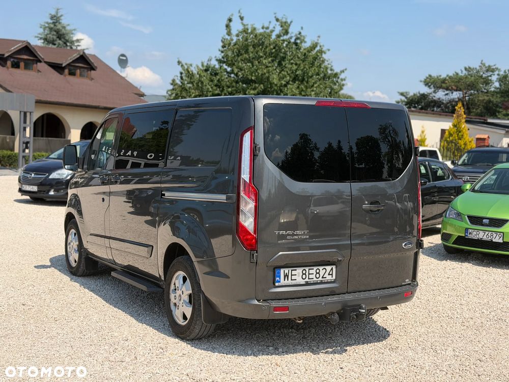 Ford TRANSIT CUSTOM - 11