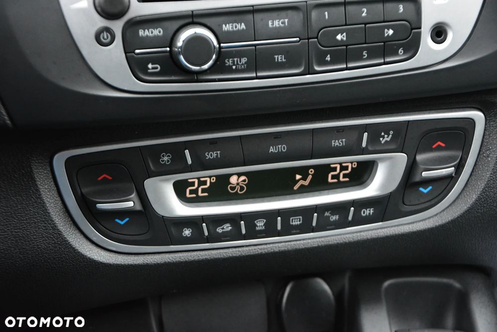 Renault Scenic - 10