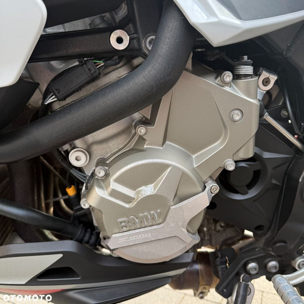 BMW XR - 13