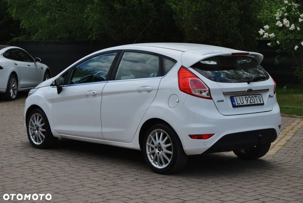Ford Fiesta - 4