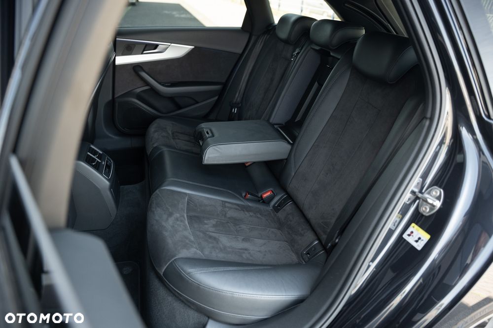 Audi A4 Avant 2.0 TDI ultra S tronic sport - 35