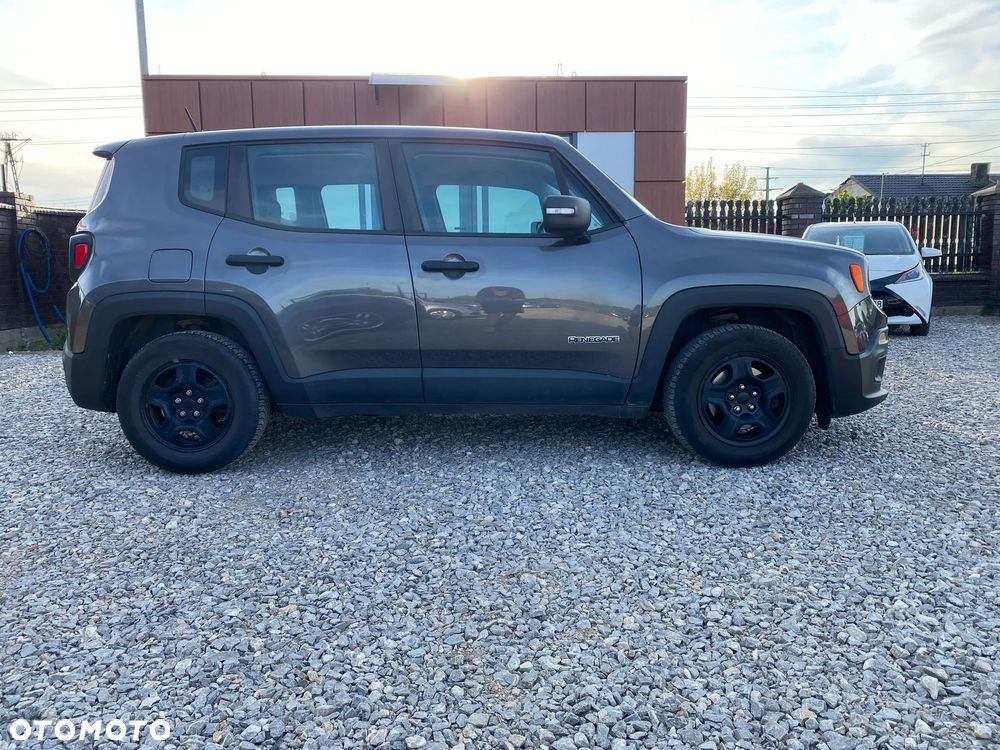 Jeep Renegade 1.6 E-TorQ Longitude FWD - 9