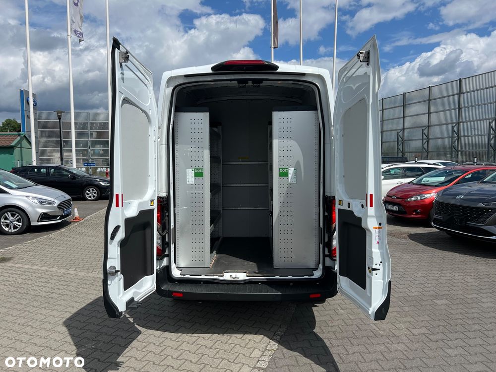 Ford Transit - 13