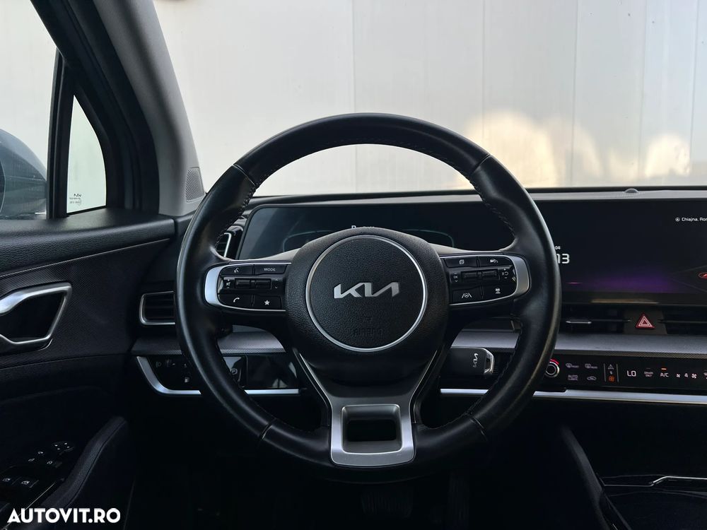 Kia Sportage 1.6 T-GDI PHEV 6AT 4x4 Business Line - 13
