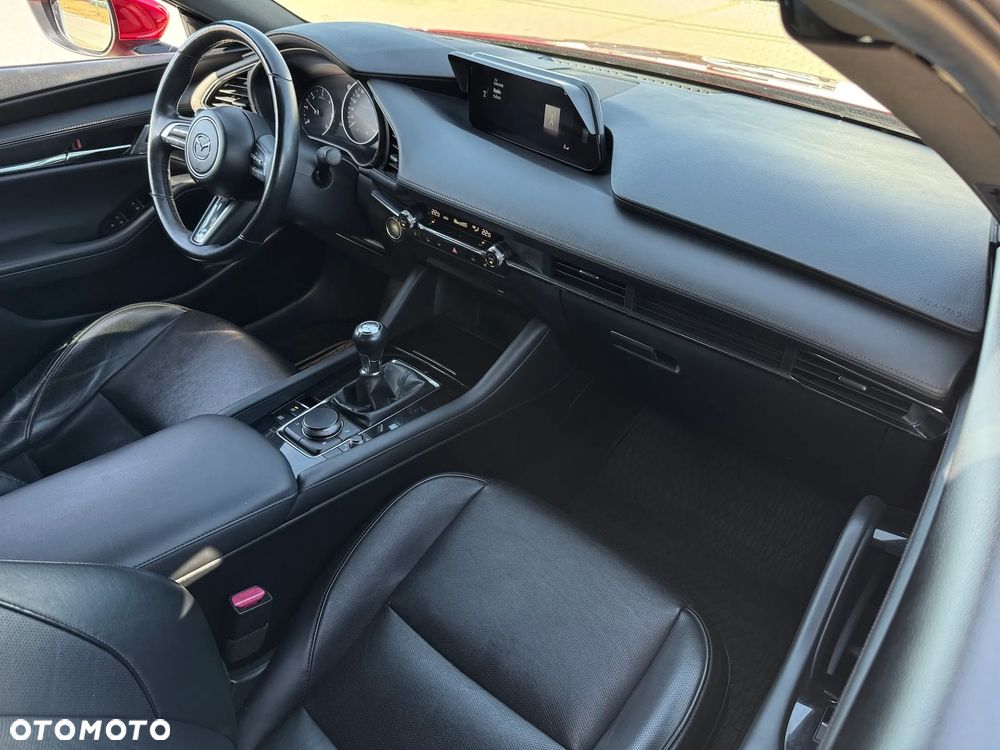Mazda 3 SKYACTIV-D 1.8 - 7