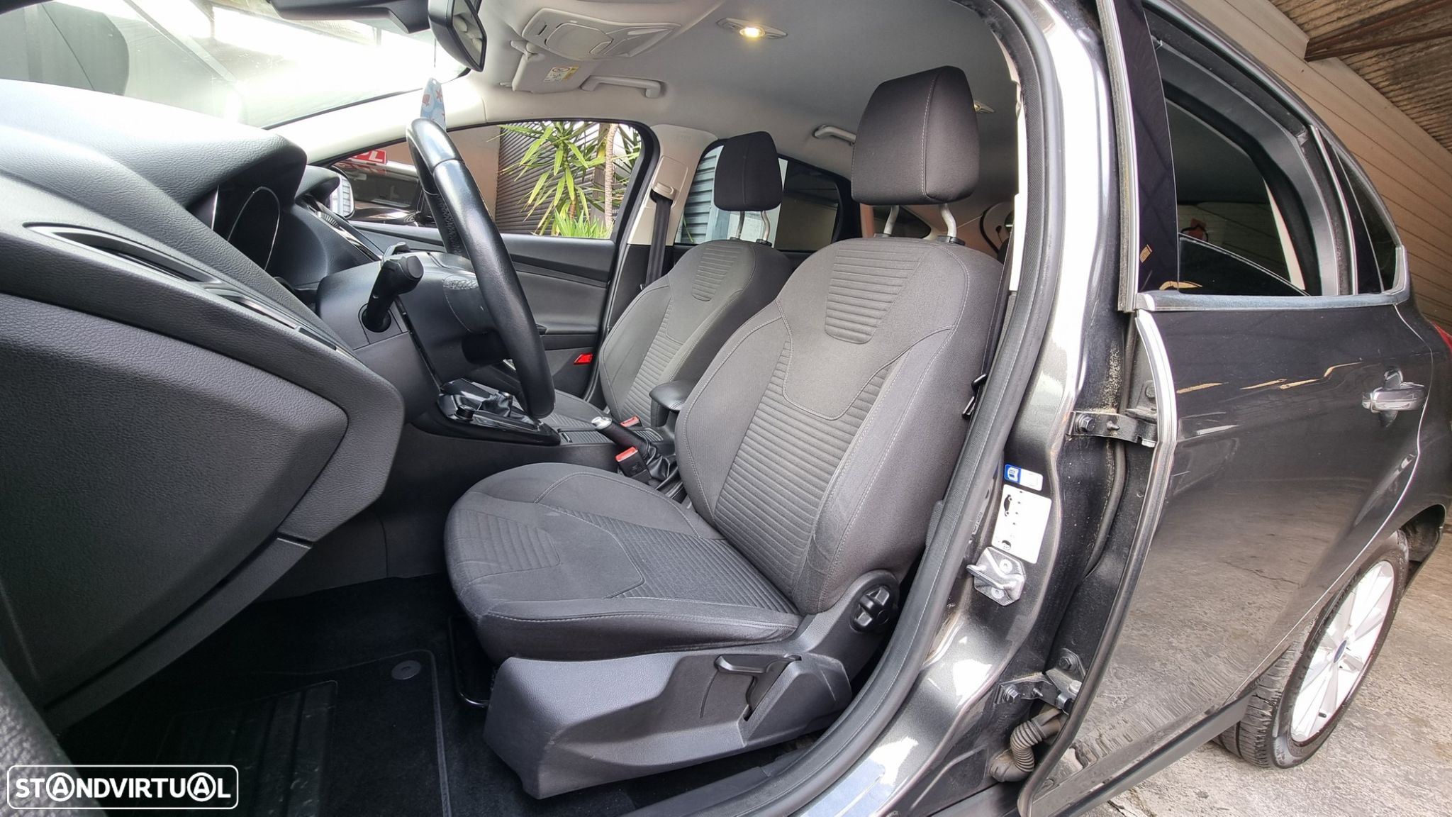 Ford Focus 1.0 EcoBoost Business - 3