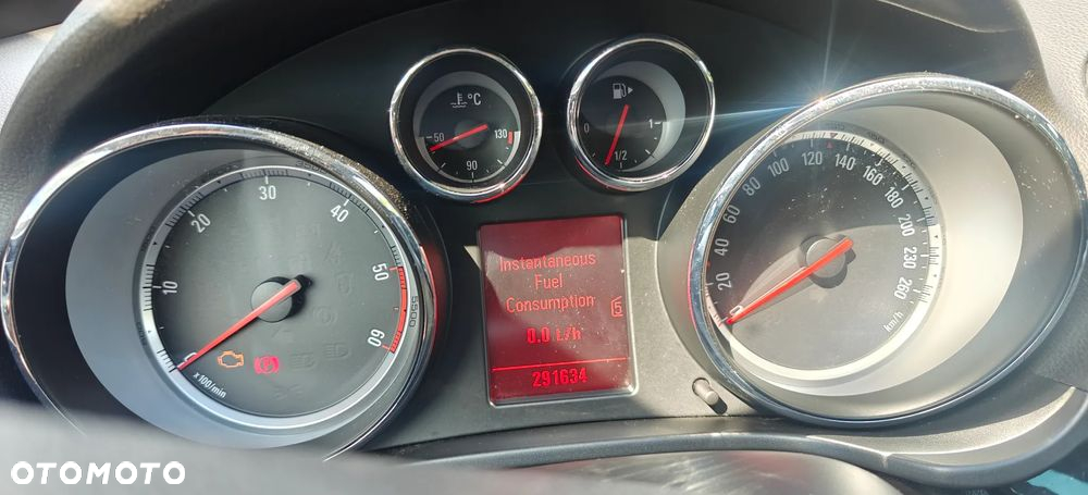 Opel Insignia 2.0 CDTI Cosmo - 11