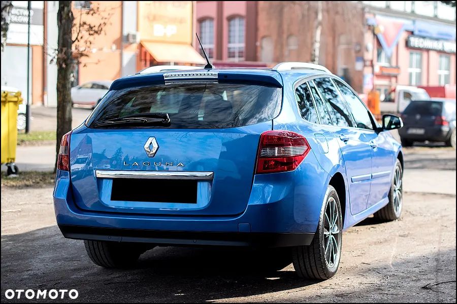 Renault Laguna dCi 110 FAP Sportway - 10