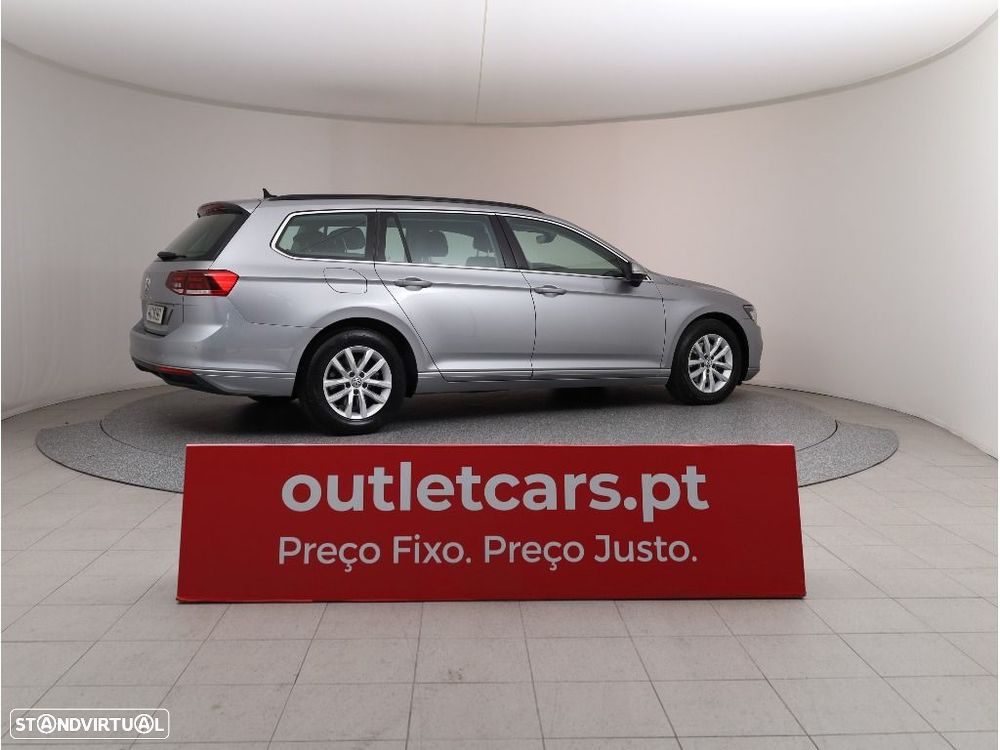 VW Passat Variant 2.0 TDi Business DSG - 9