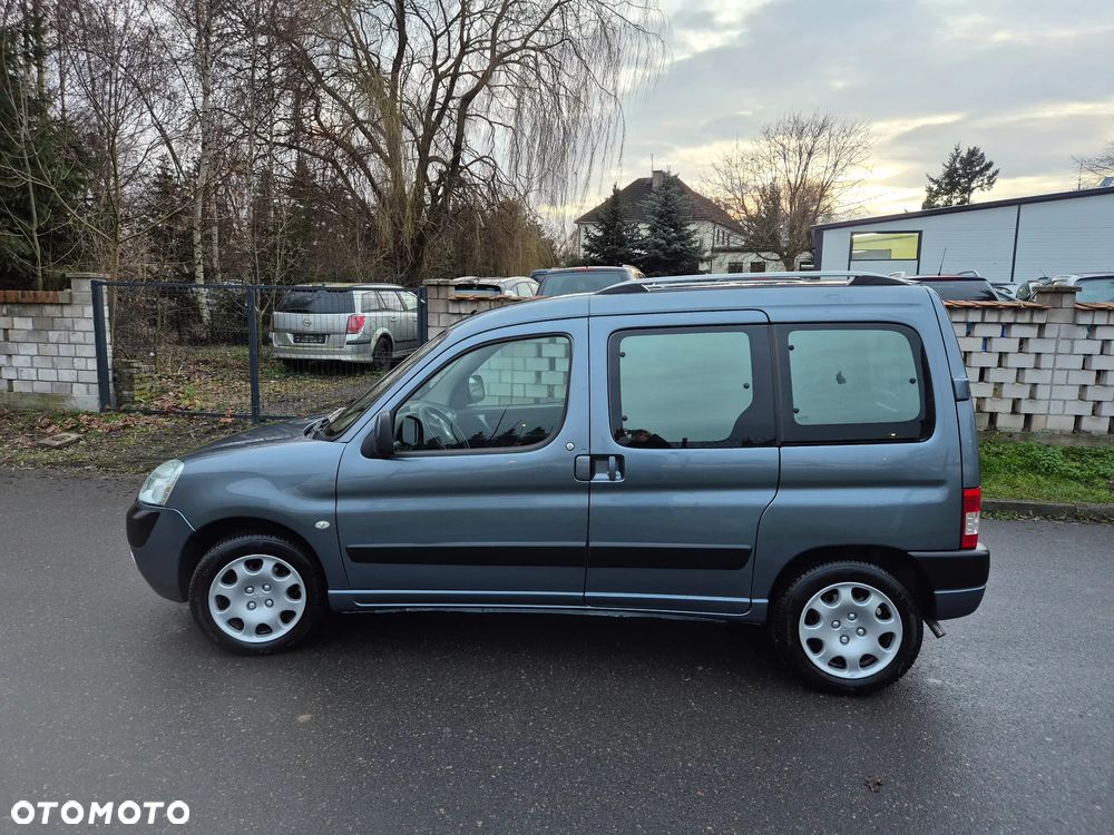 Peugeot Partner Kombi 110 Premium - 10