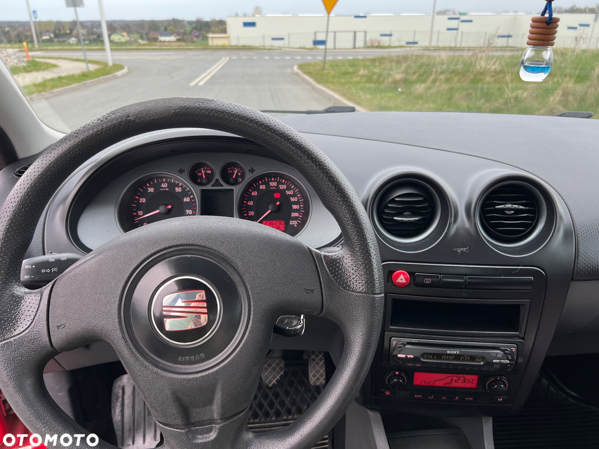 Seat Ibiza 1.4 16V 100 Sport - 22