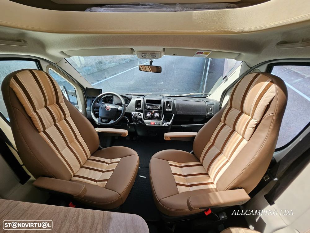 Burstner Nexxo T 687 CAMA CENTRAL - 41