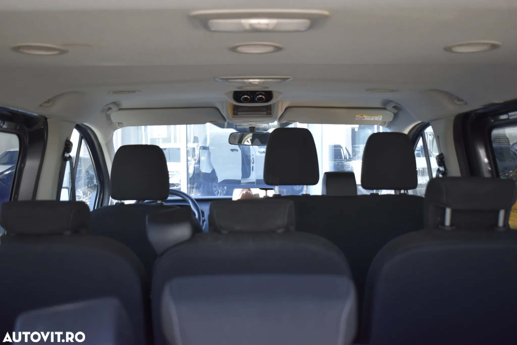 Ford Transit Custom Kombi 320 2.0 EcoBlue 130 CP L2H1 Trend - 9