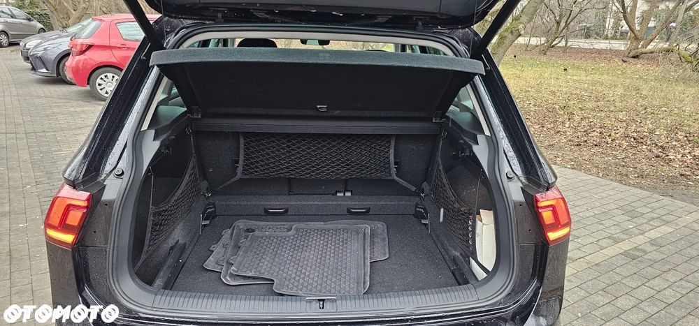 Volkswagen Tiguan 1.5 TSI EVO Active - 17