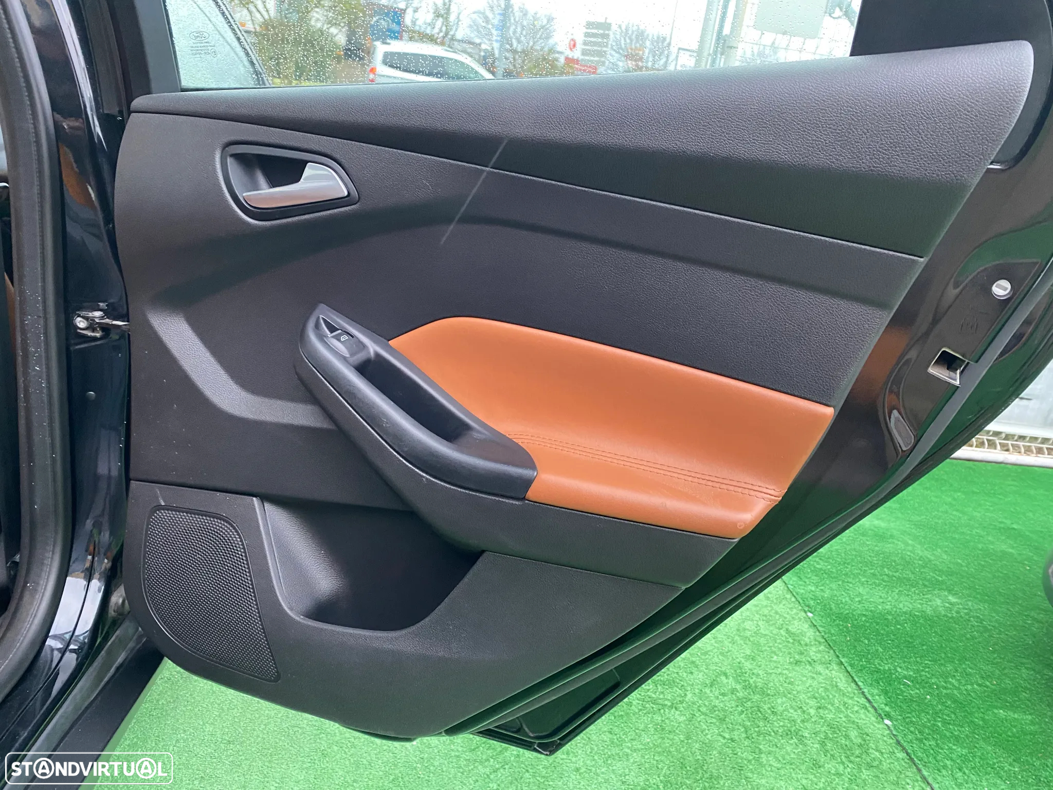 Ford Focus SW 1.0 EcoBoost S&S TITANIUM - 24