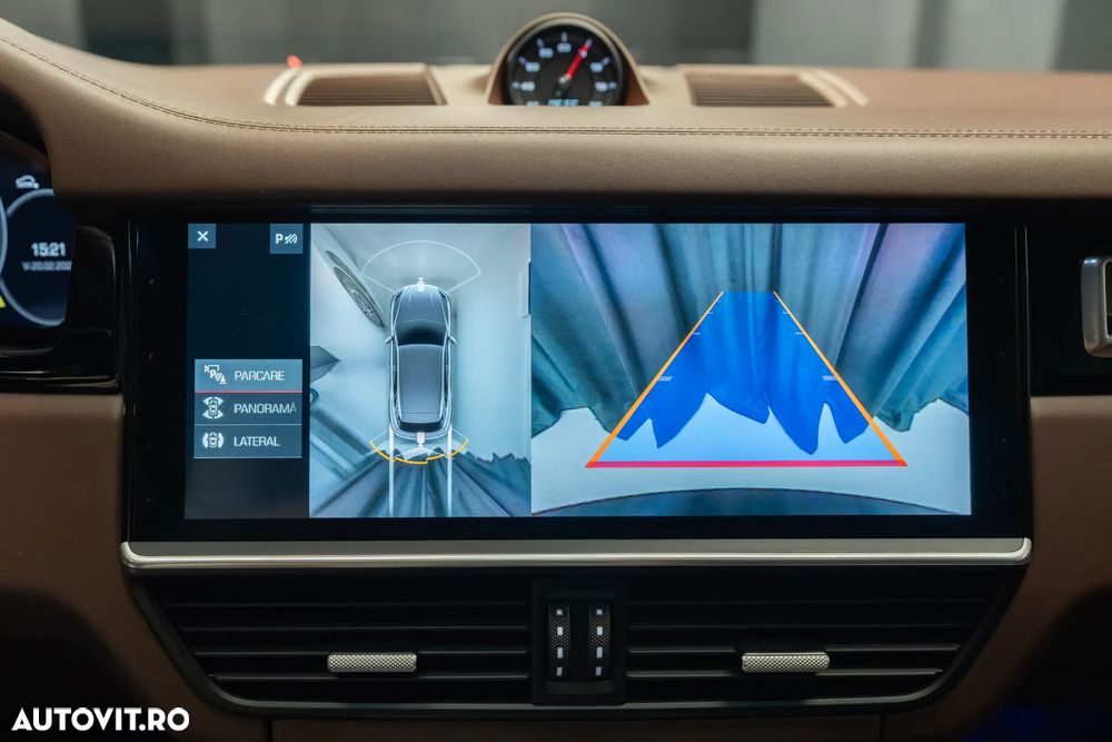 Porsche Cayenne - 21