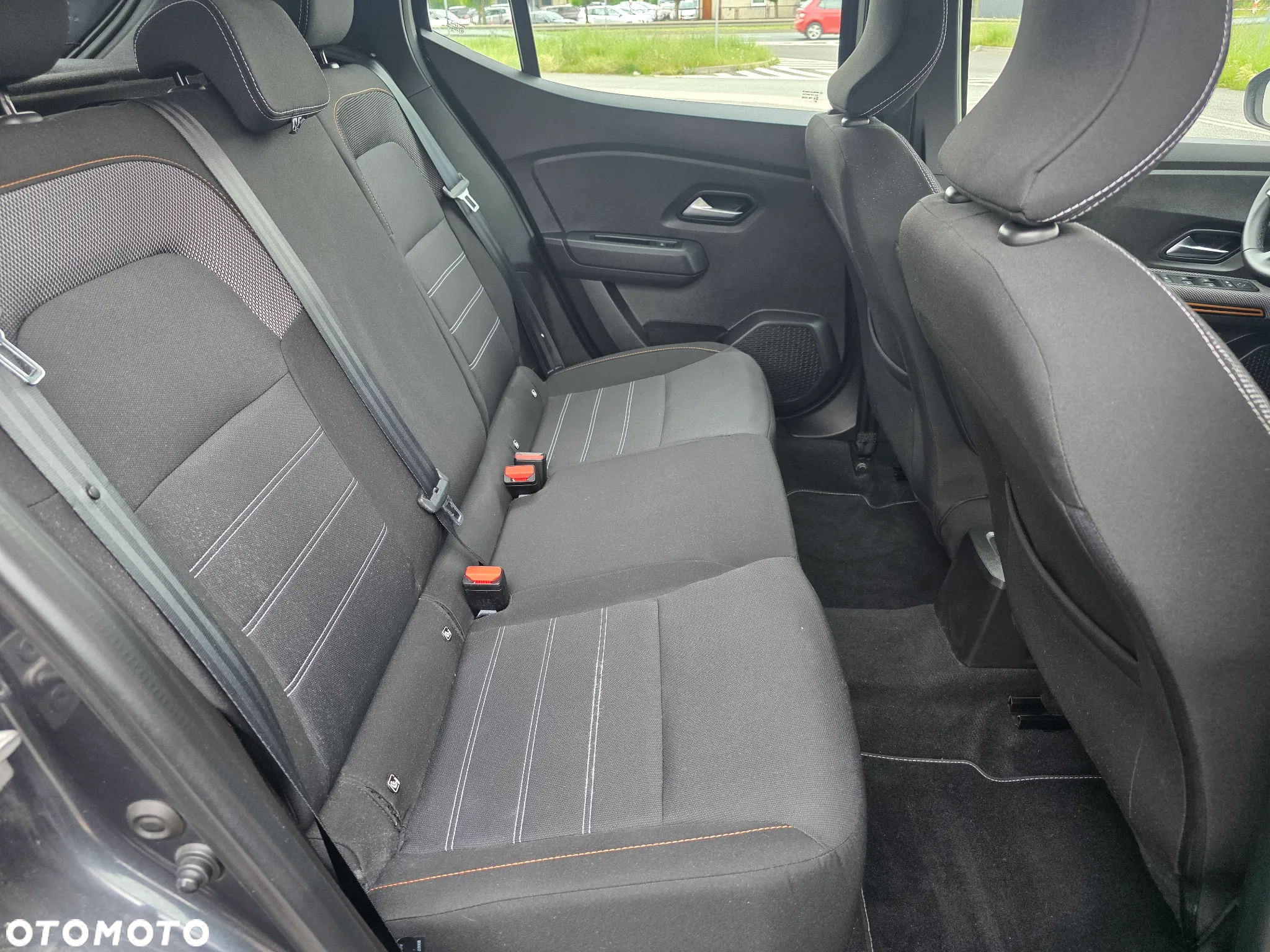 Dacia Sandero Stepway 1.0 TCe Laureate S&S - 18