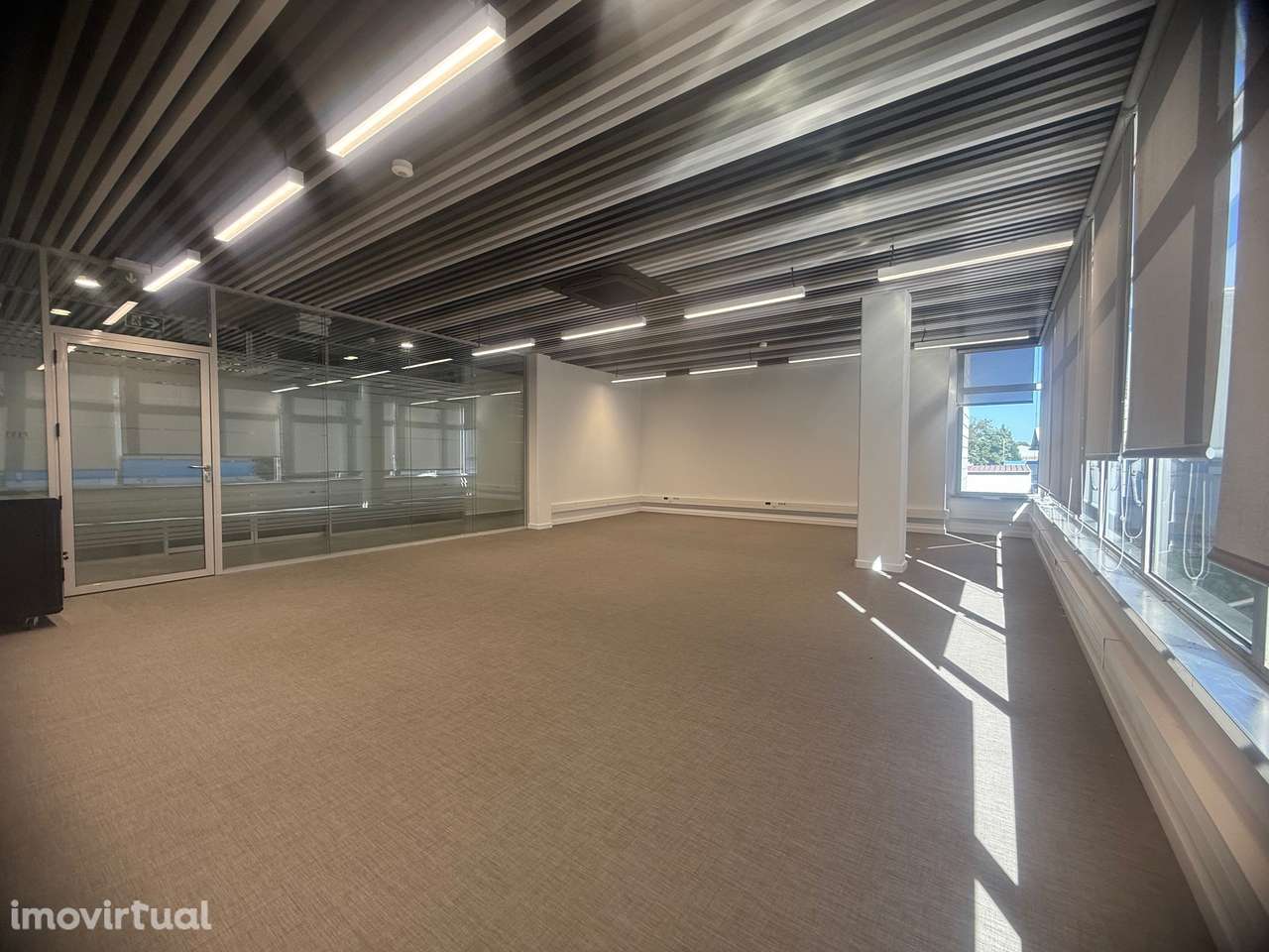 Sala de Escritórios 7111, em Setúbal de 60m2 - 10€/m2 - Grande imagem: 2/19