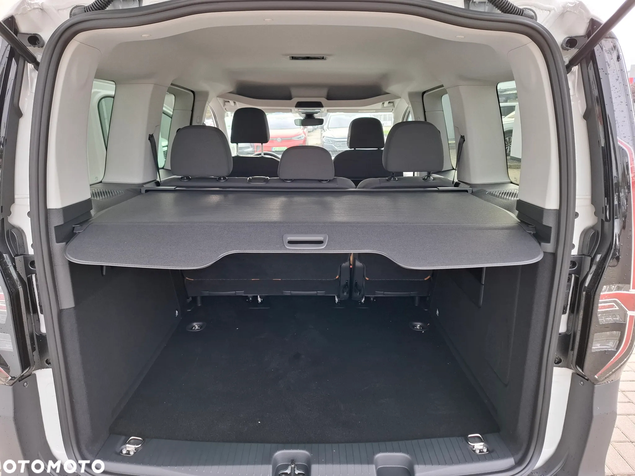 Volkswagen Caddy 2.0 TDI DSG - 2
