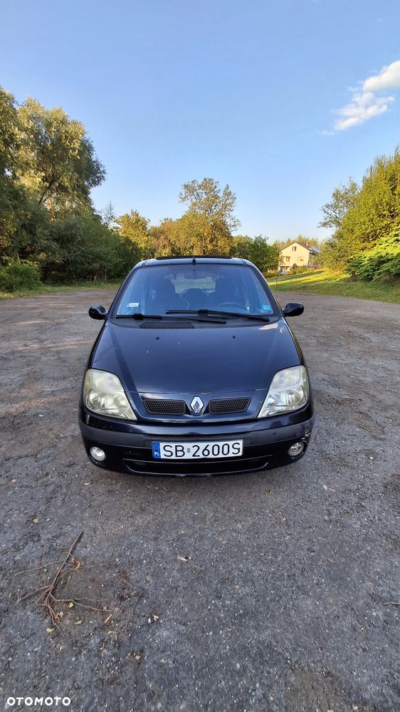 Renault Scenic 1.6 16V Family - 1