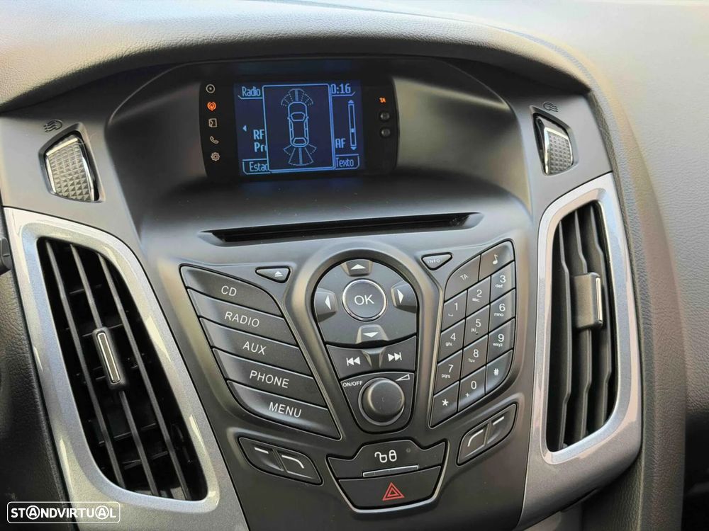 Ford Focus 1.0 SCTi Trend - 44