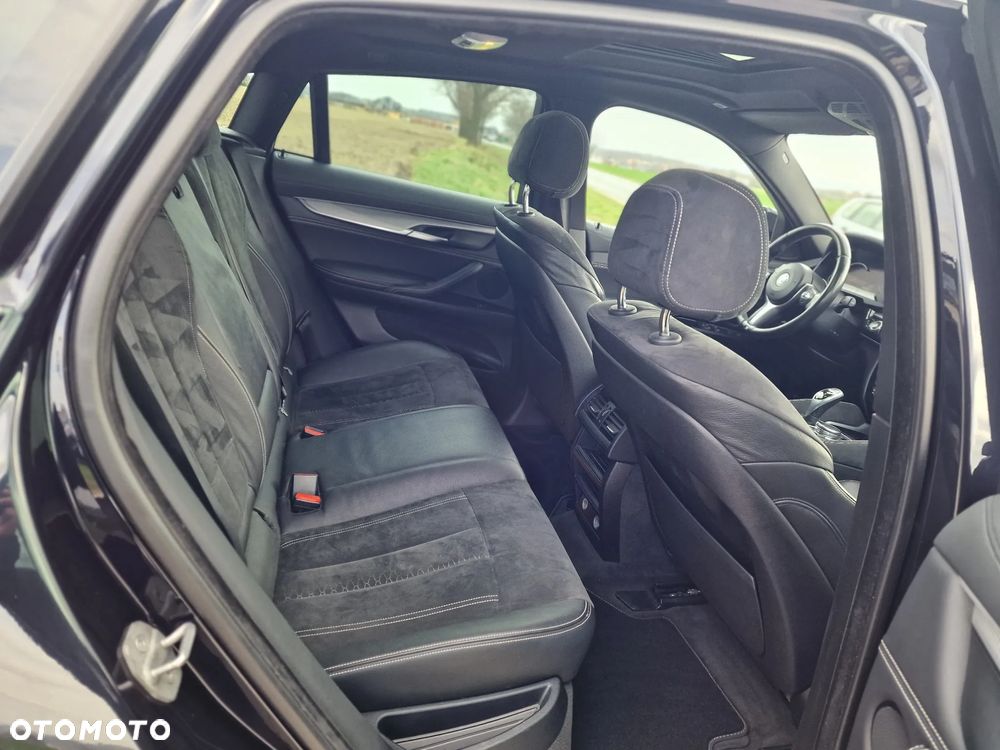 BMW X6 xDrive40d - 26
