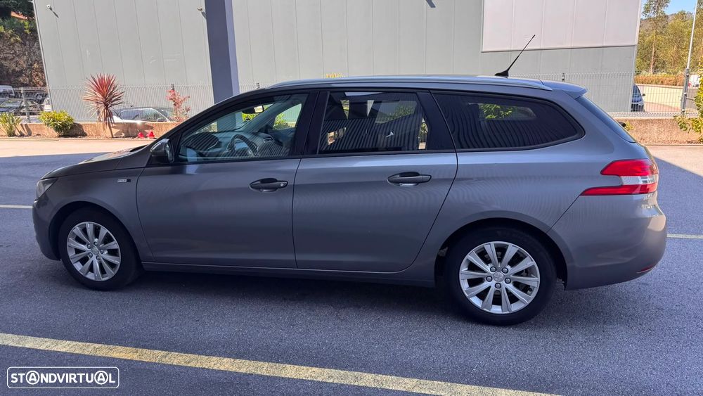Peugeot 308 SW 1.6 BlueHDi Style - 4