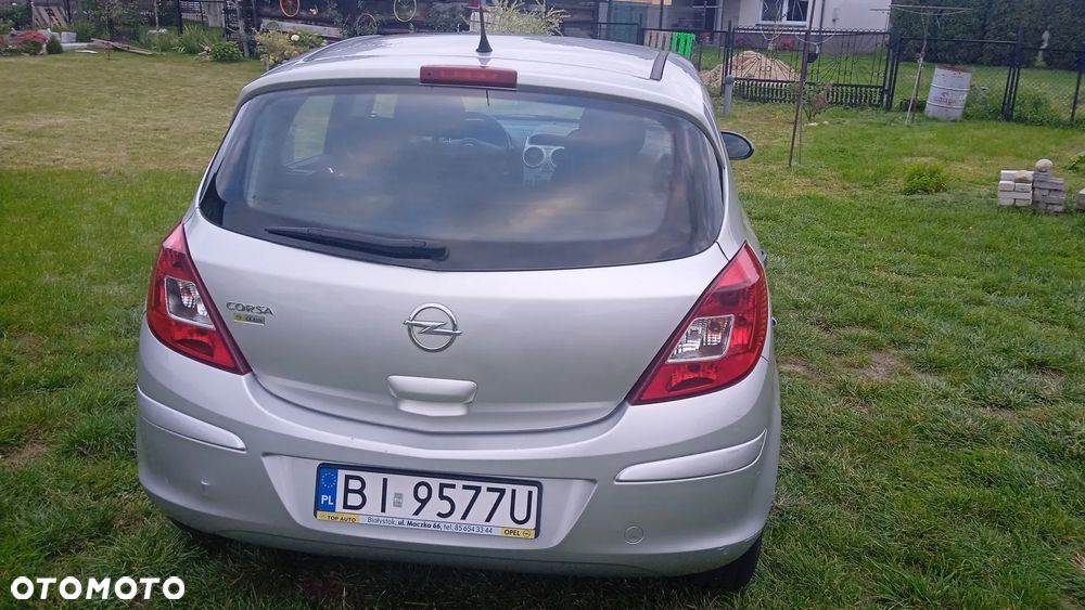 Opel Corsa 1.0 12V Essentia - 2